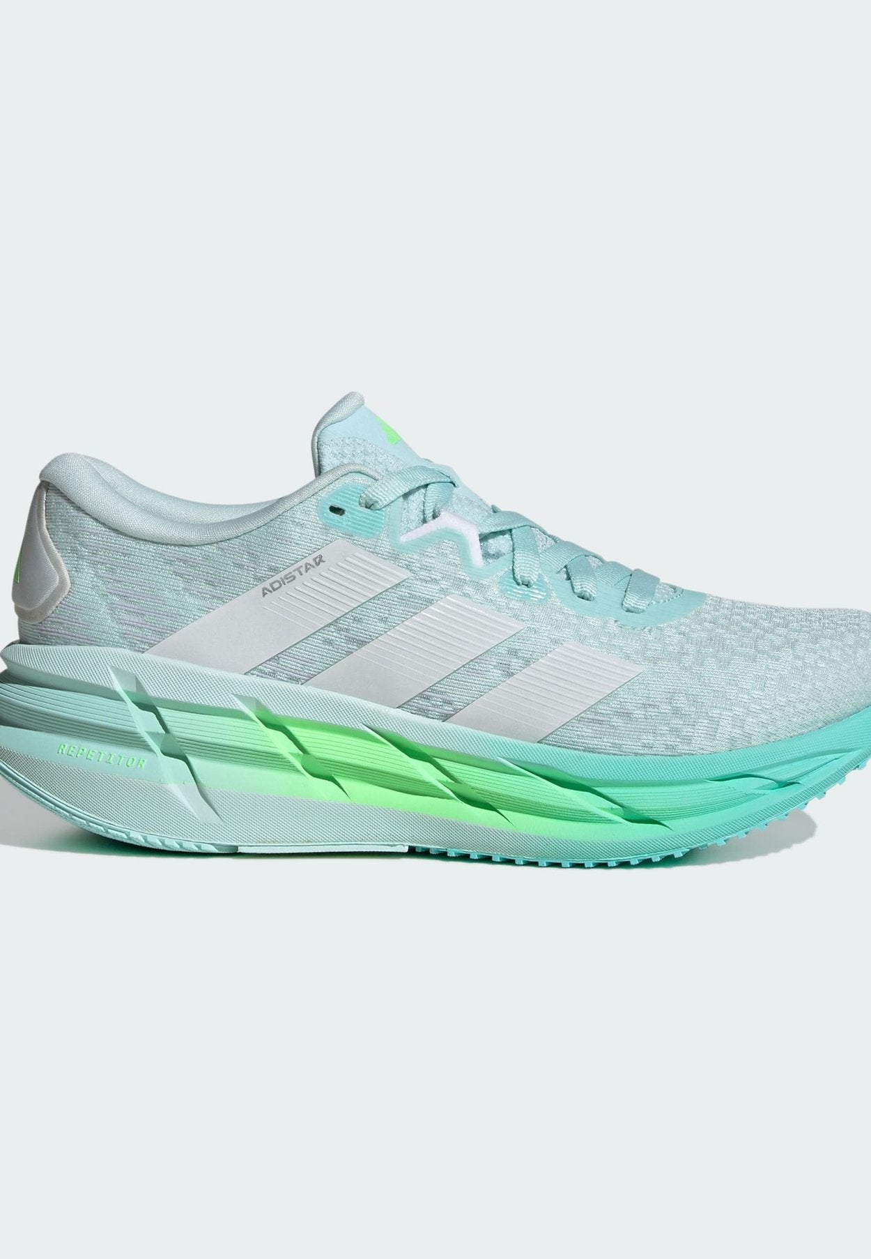 - Obuwie do biegania treningowe