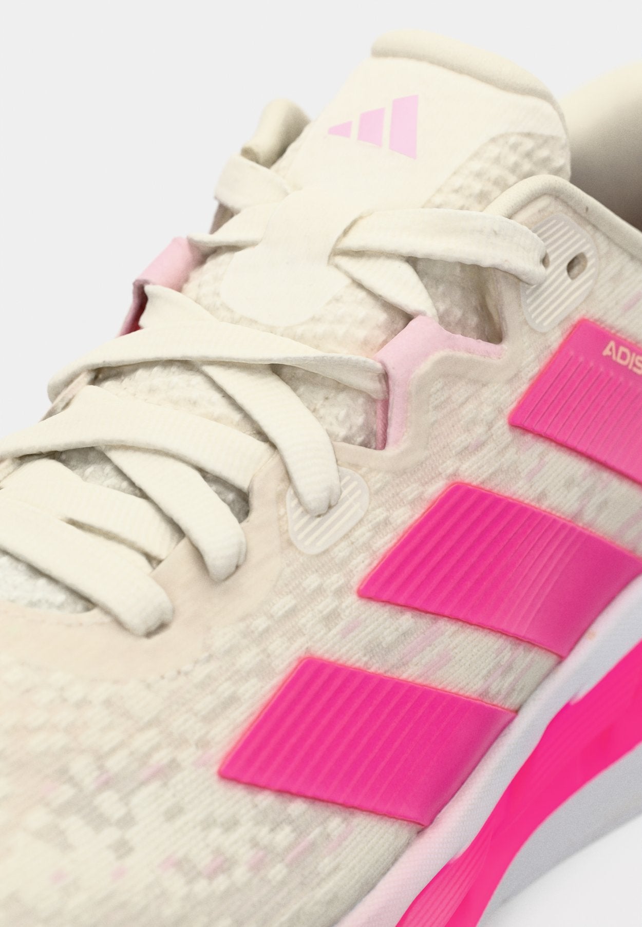 - Obuwie do biegania treningowe