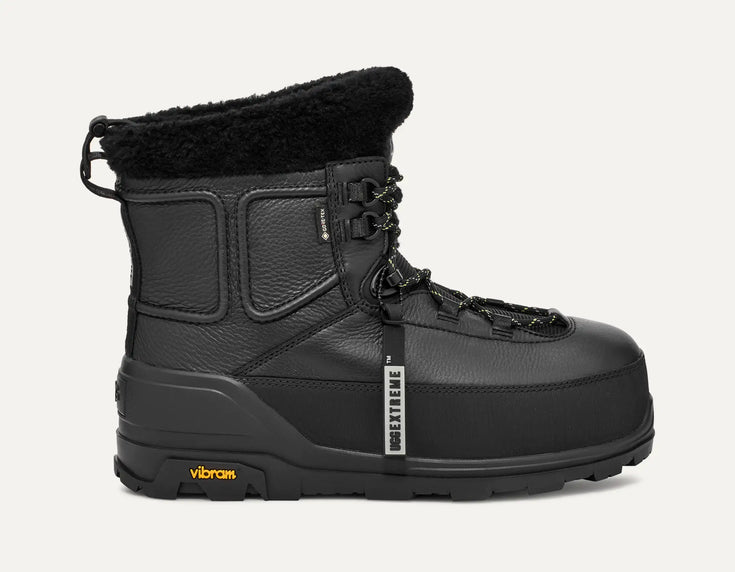 All Gender Shasta Mid Boot